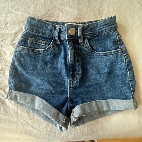 Cotton On High Rise Classic Stretch Jean Short - Picture 3 of 8